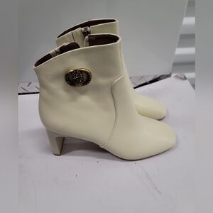 KURT GEIGER  CHELSEA SQUARE TOE BOOTIE Bone Leather Ankle Boot